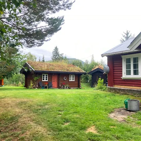 Dom wakacyjny Timber House From 1600s In Historic Mining Village