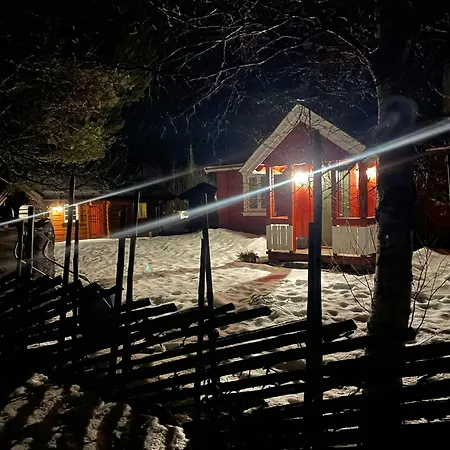Timber House From 1600s In Historic Mining Village Dom wakacyjny *